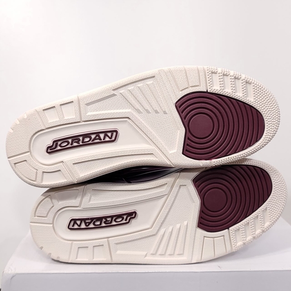 Jordan 3 Retro Bordeaux 9.5W\8M - Picture 8 of 9